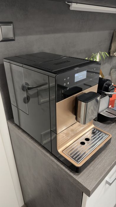 Miele CM5510 Rose Gold Silence