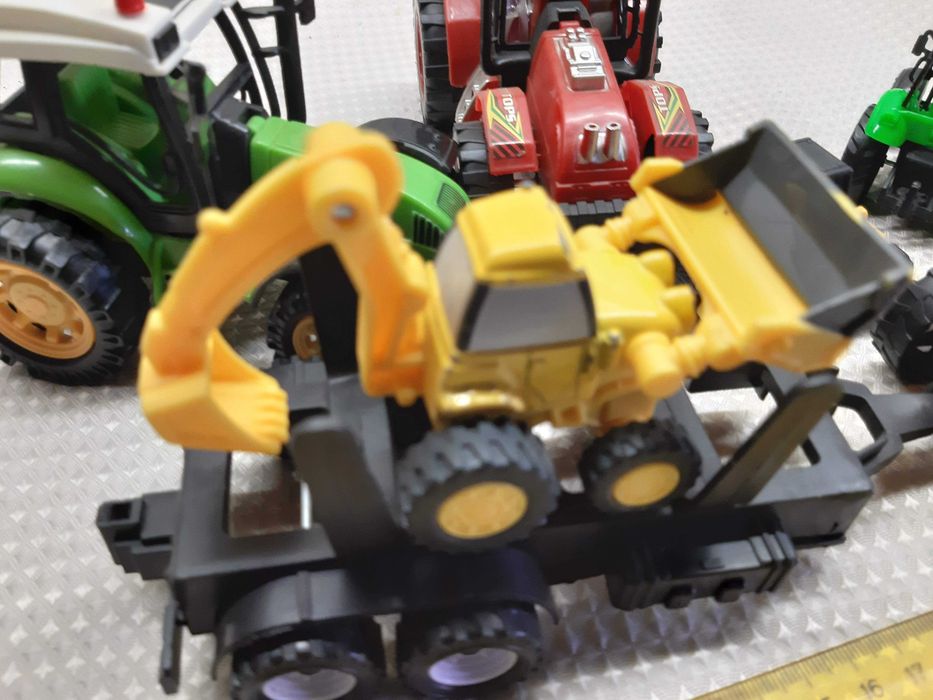 LOT Tractorase pentru diorame