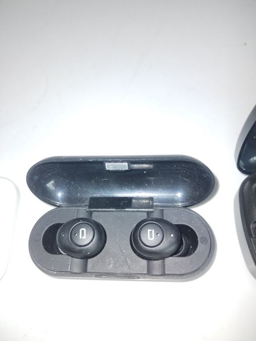 Без проводные наушники