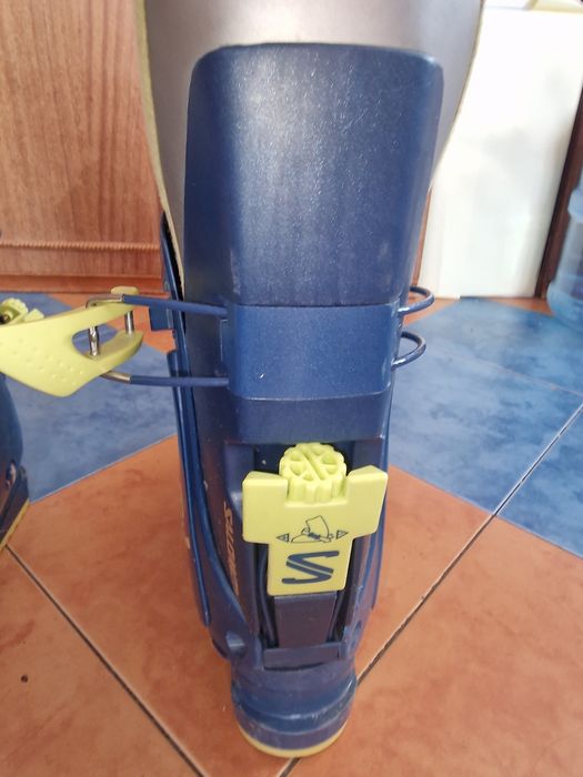 Горнолыжные ботинки