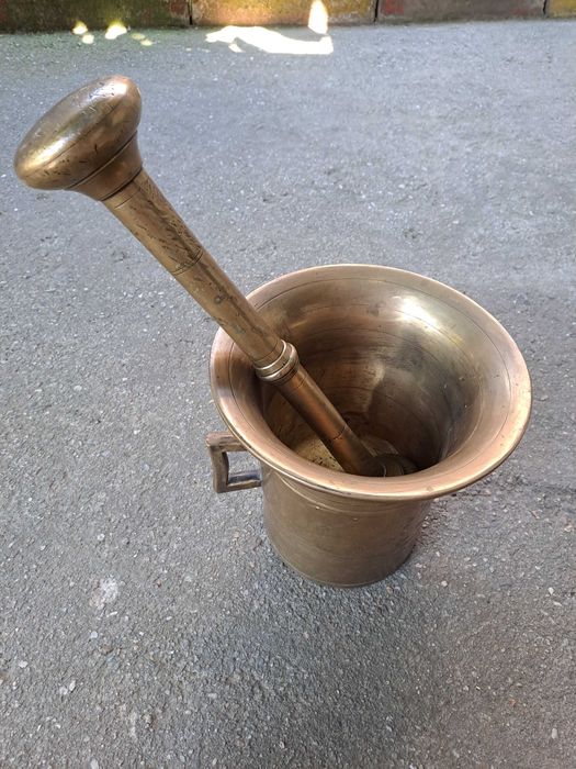 mojar bronz piua bronz 14 kg inaltime 23 cm