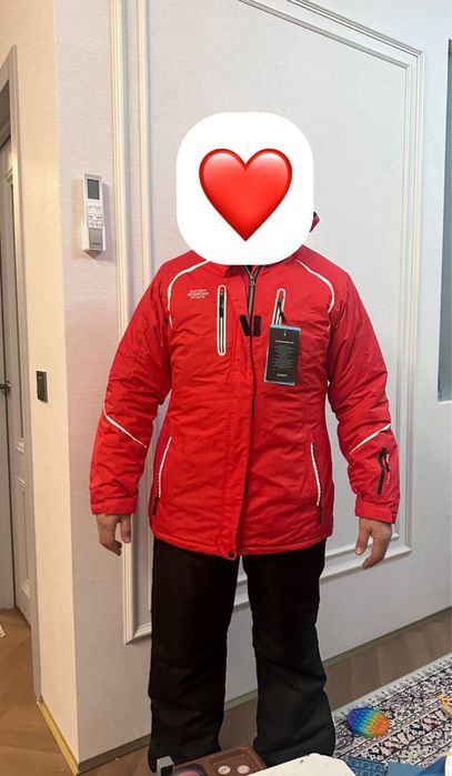 Продам новый лыжный костюм