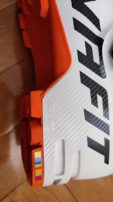 Clăpari NOI de tura Dynafit Speed 28.0