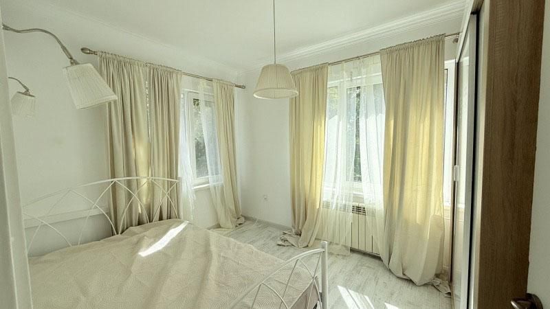 Дава се под наем Тристаен апартамент в София, Докторски паметник - 70 кв.м за 1000 € - Снимка #7