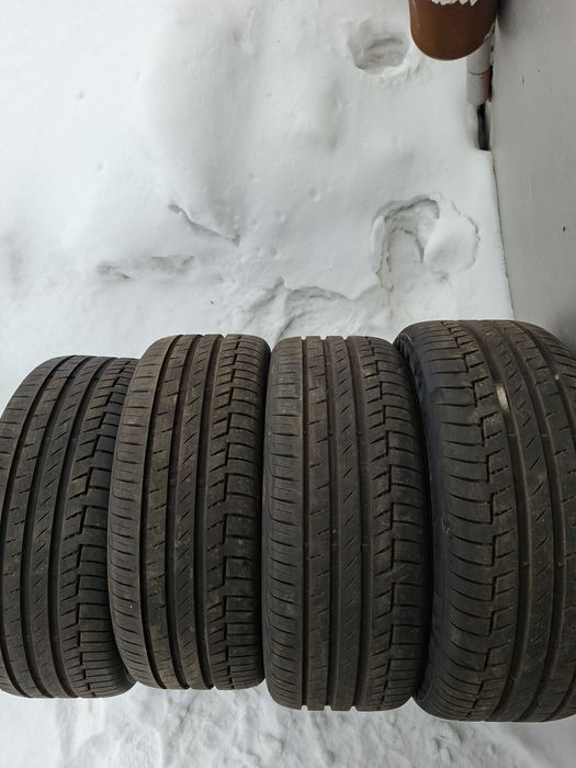 Продам шины. 235/45/18 континенталь