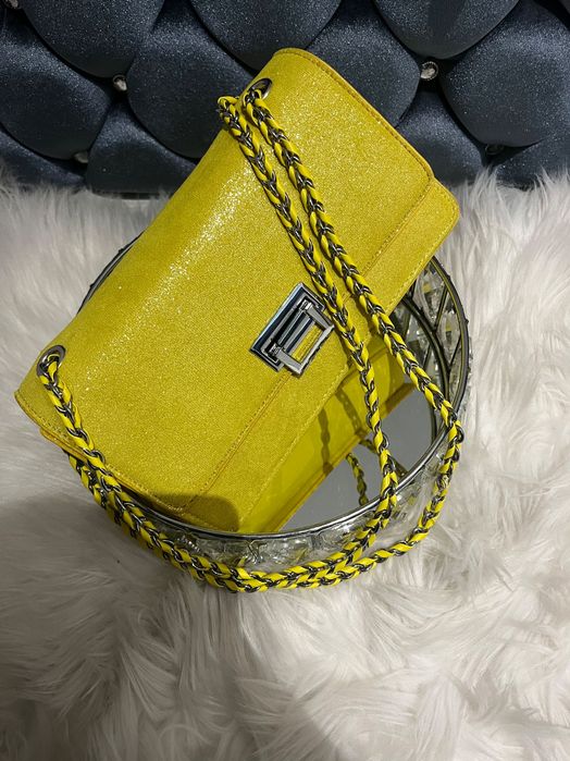 Чанти различни модели