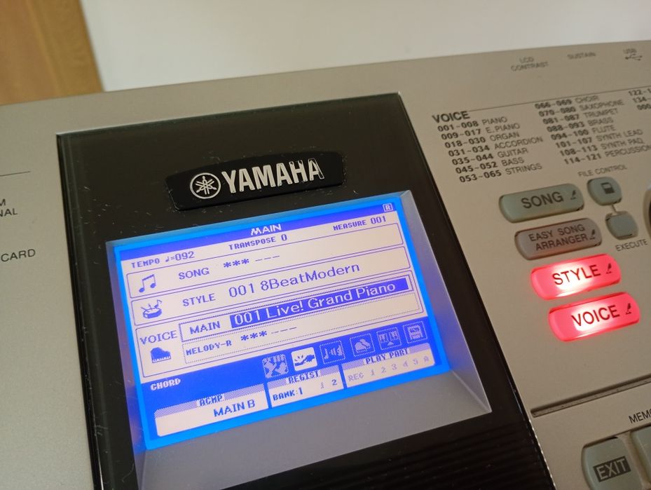 YAMAHA DGX-305 usb card memorie pian digital orga