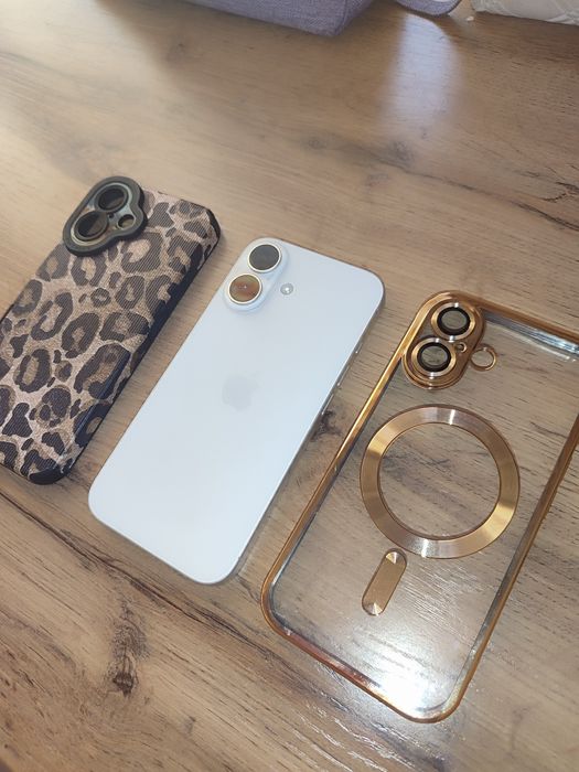 16 айфон с гарантийным талоном