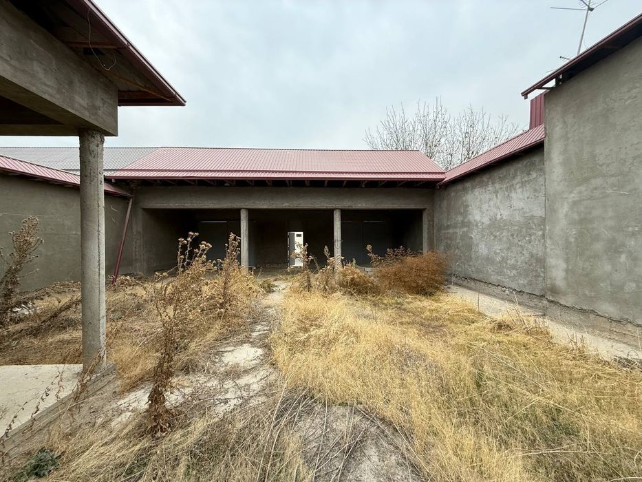 9 сот 350 м.кв 3 уровня