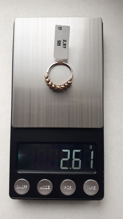 кольца желтой золото 585-п, новый, хороший подарок.