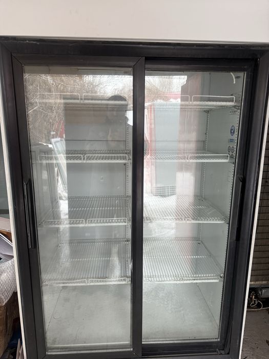 Витринные холодильники