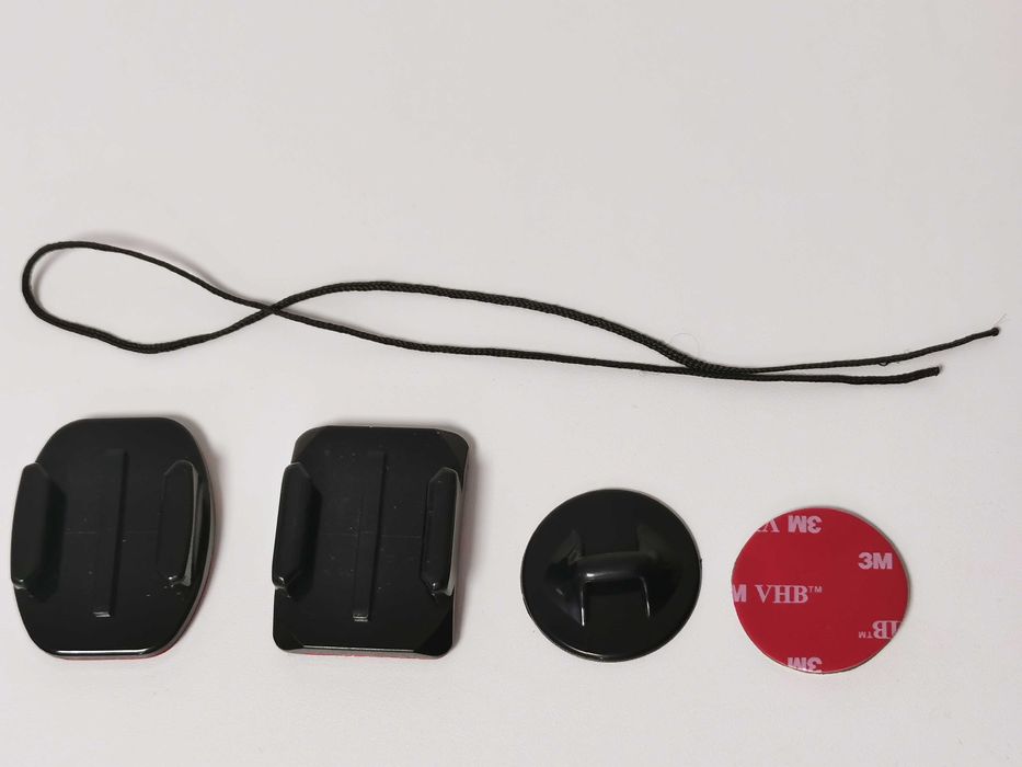 Аксесоари за екшън камери като GoPro и DJI