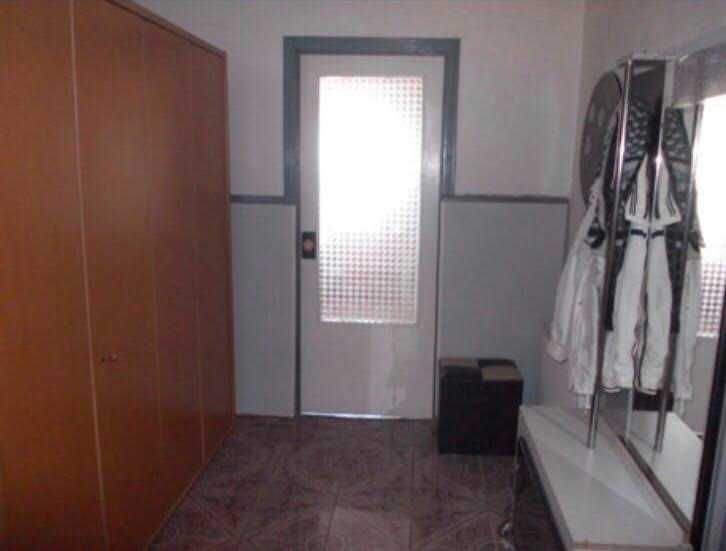 Vind apartament 2 camere Beclean