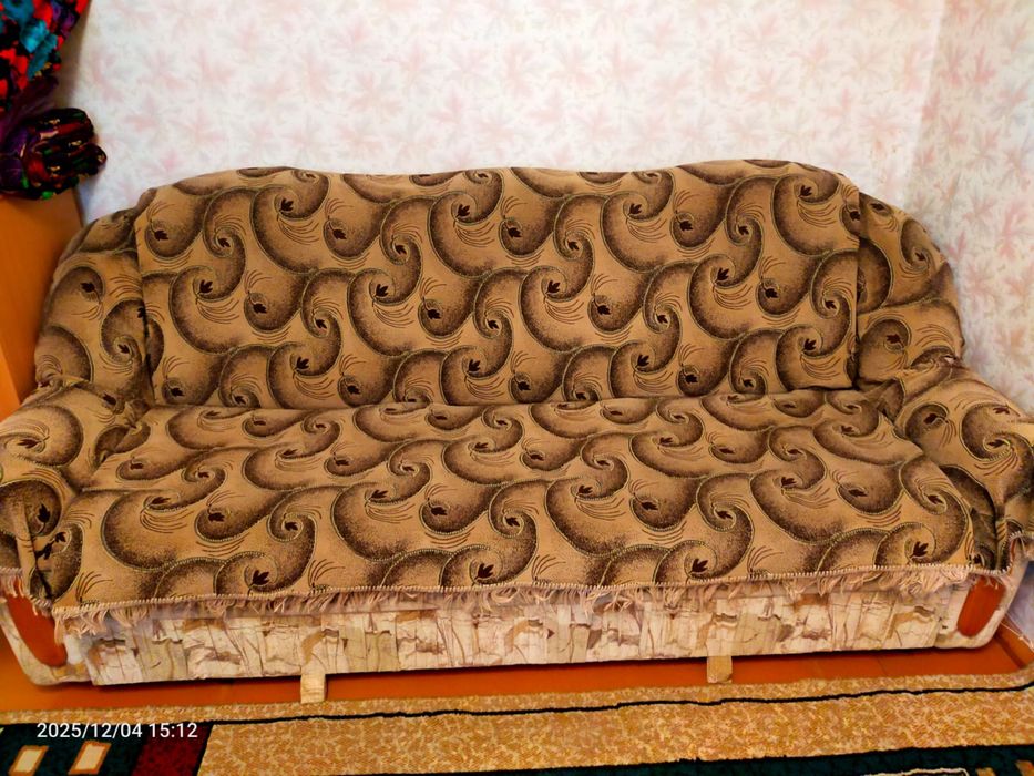 Срочно продам раскладной диван