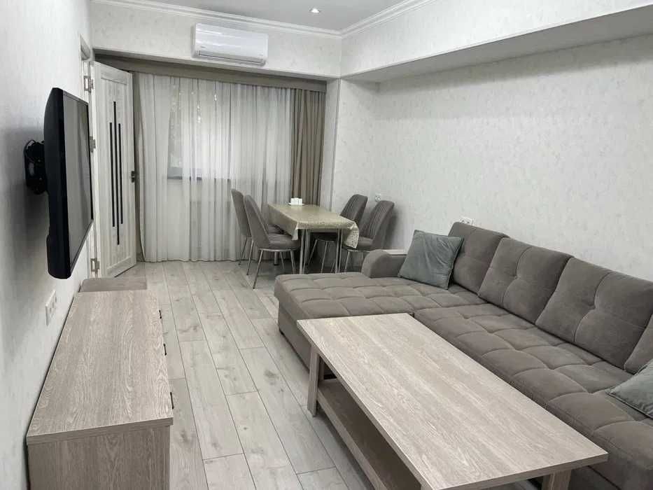 Сдаётся квартира в массив Киет**