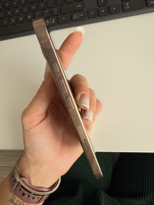 iPhone 16 Pro Desert Titanium