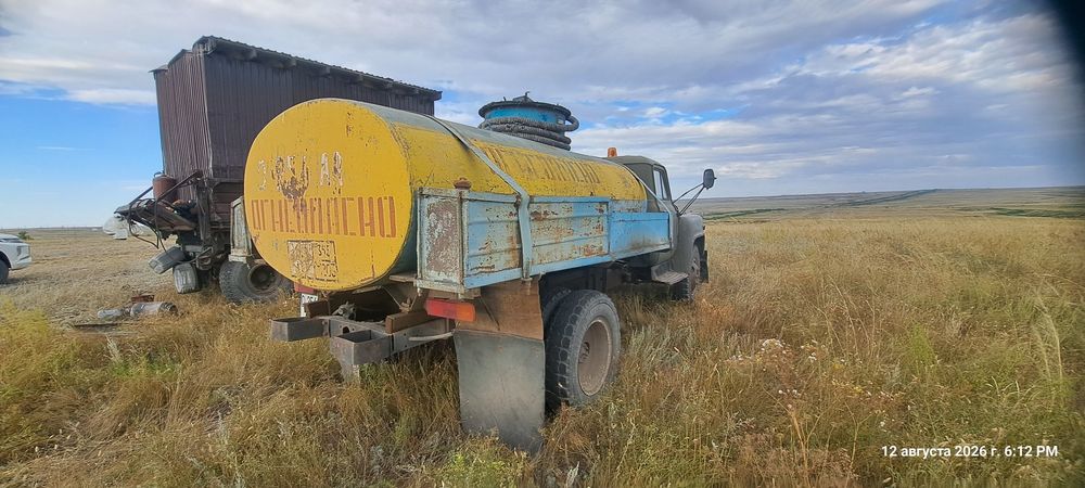 Продам бензовоз на базе газ 53