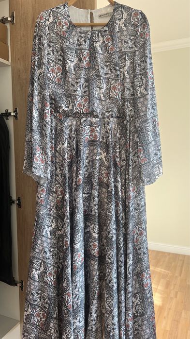 Платье шелковый