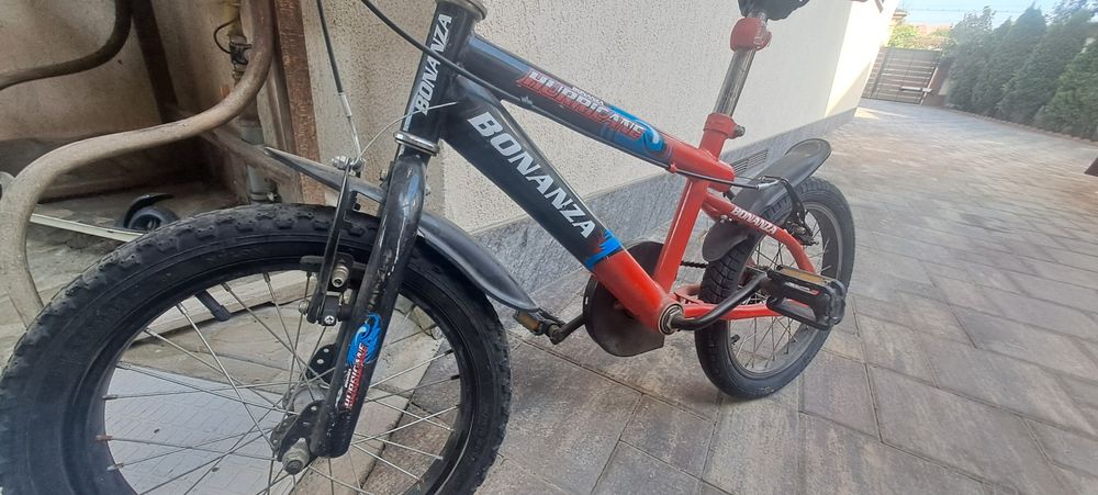 Bicicleta de vânzare