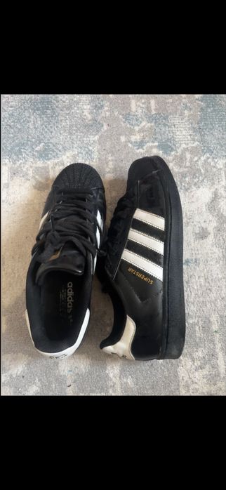 Продам adidas superstar