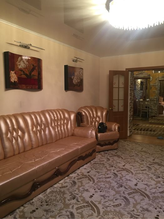 Сдам 3 комн. квартиру в Центре