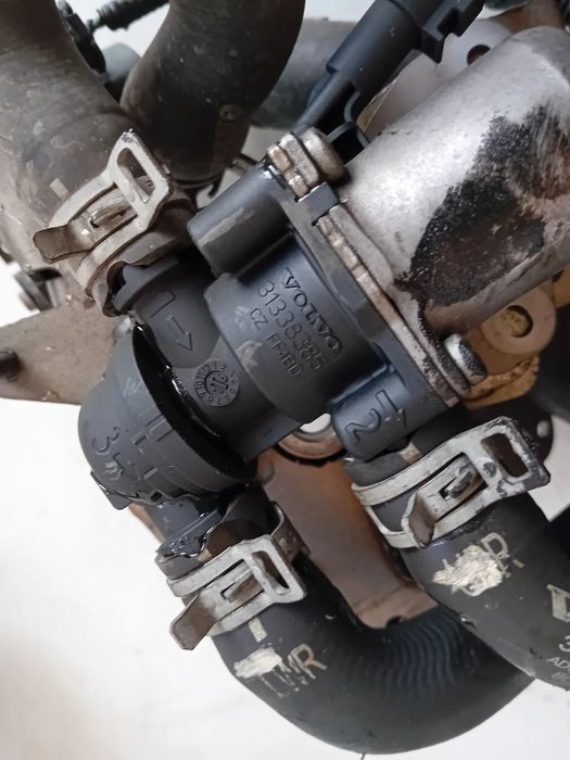 Pompa Secundara Auxiliara Apa Volvo XC90 XC60 S90 V90 S60 S40 2.0 D 2016+ Cod 31338385