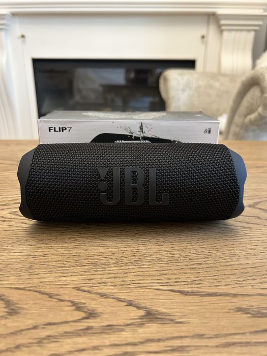 JBL Flip 7 – Boxă Bluetooth portabilă neagră – IP68 – Auracast – cutie inclusă