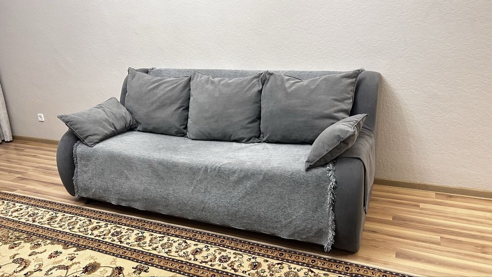 Продается Диван и кресла после реставрации