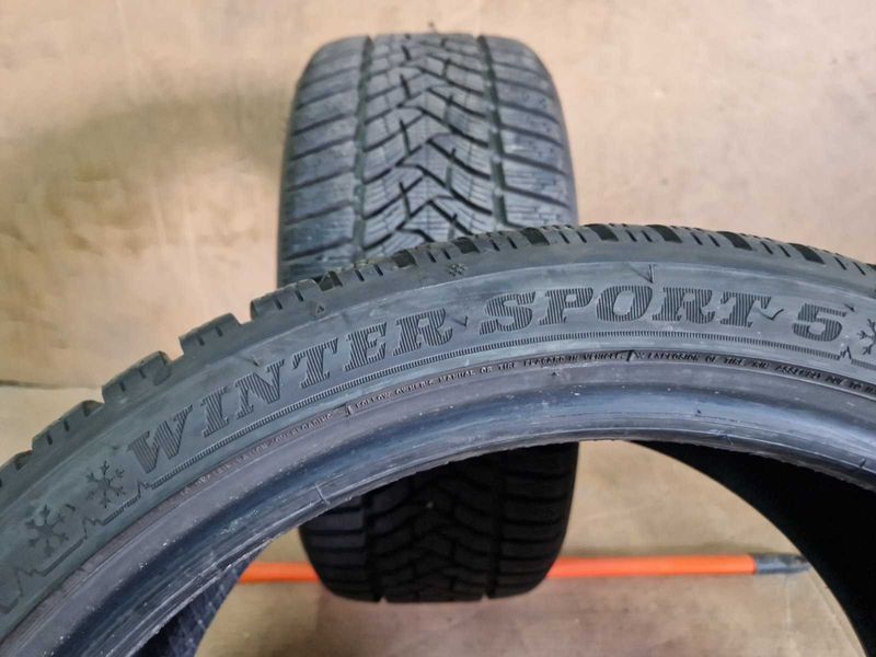 2 Dunlop R18 225/40/ 
зимни гуми DOT3820