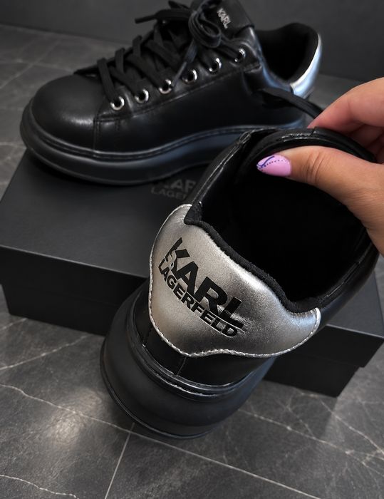 Изпратени! Сникърси Karl Lagerfeld