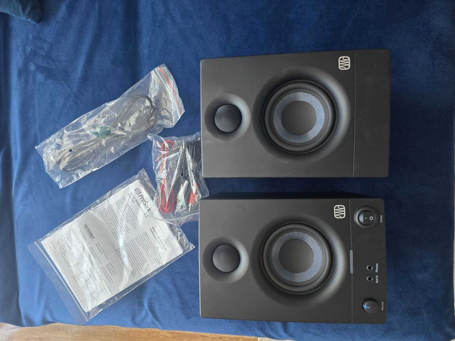 Componente DJ:Consola,casti,boxe
