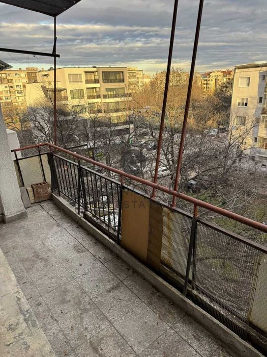 Продава се Тристаен апартамент в Пловдив, Кючук Париж - 90 кв.м за 794 €/кв.м - Снимка #7