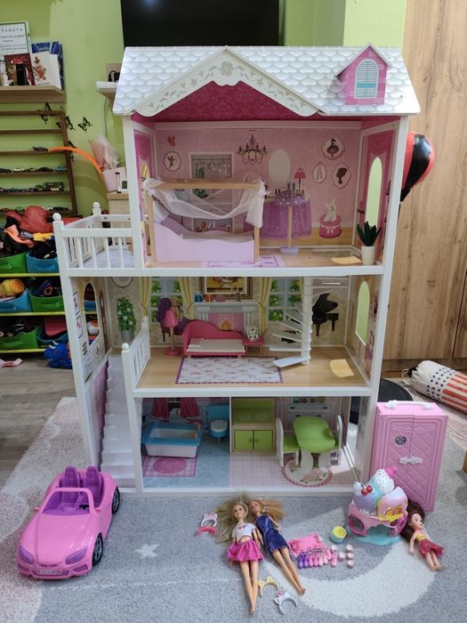 Детска дървена къща за кукли