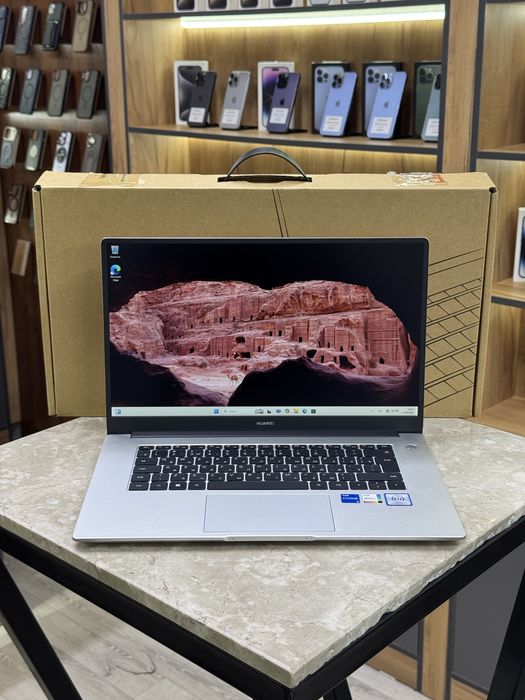Ноутбук HUAWEI / PhoneLab