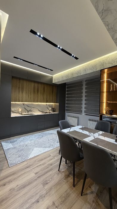 Сдаётся в аренду люкс хай тек квартира! В центре города!