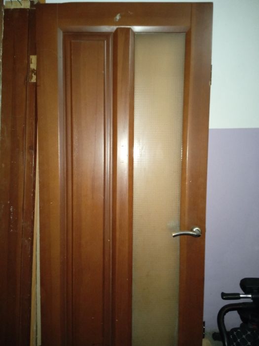 Стройматериал двери