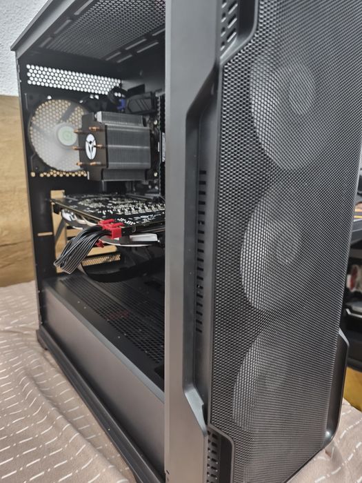 PC Gaming i5 10600k, Gtx 1080 8gb, 16 gb ram, cs 2 250-350fps