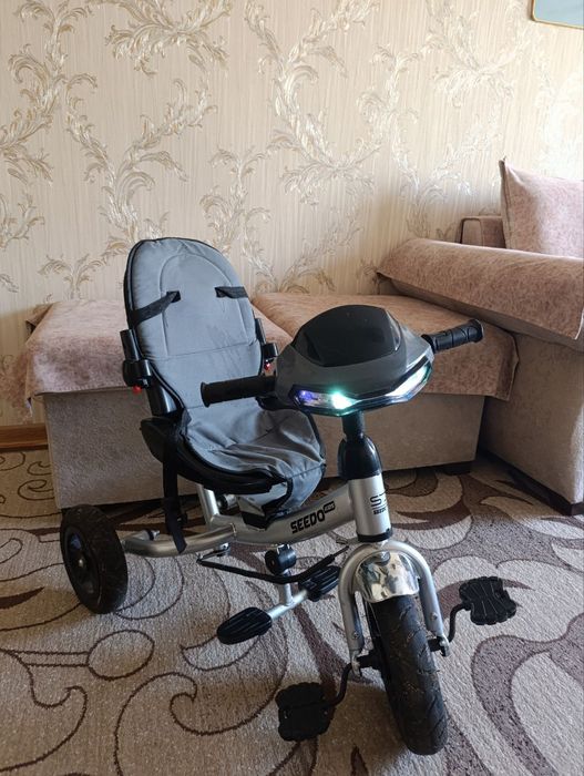 Продаётся детский велосипед.