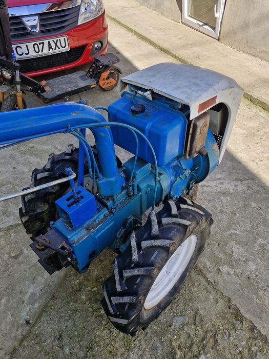 Vând motocultor Bertolini