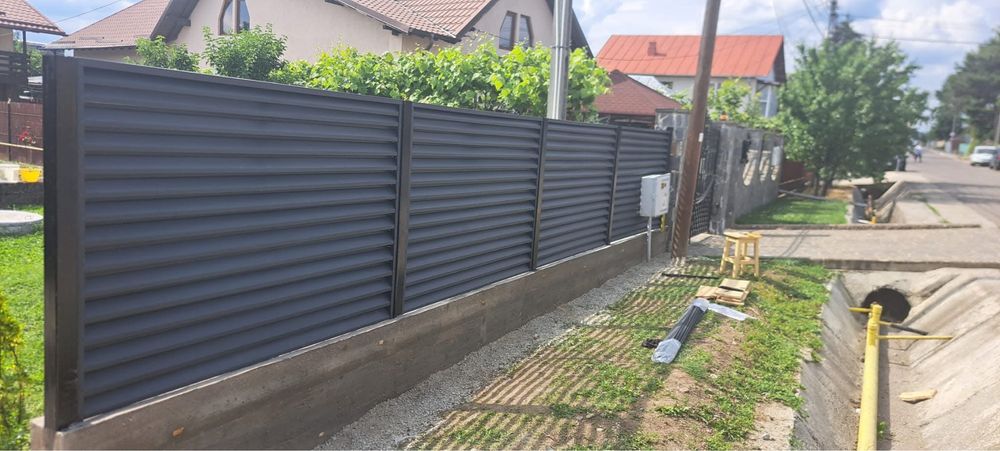 Construim garduri și porți la cerința clientului