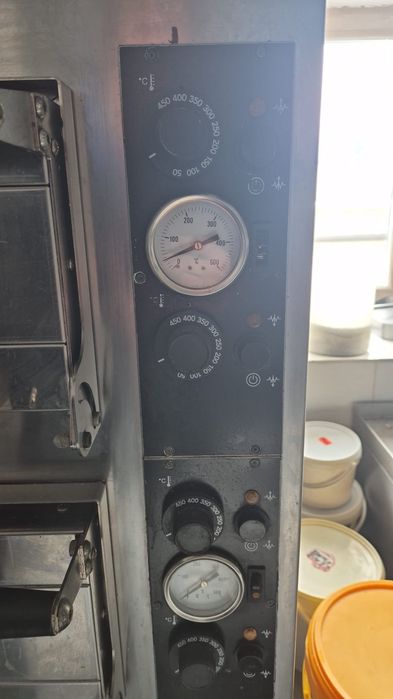 Cuptor pizza profesional