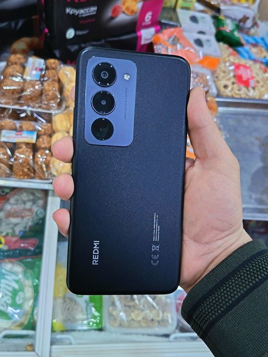 Redmi 15 8+4/256 GB srochna sotladi