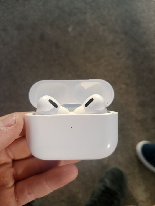 Продаются айрподцы