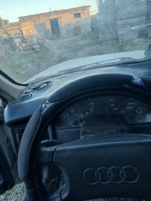 Продам ауди 80б3
