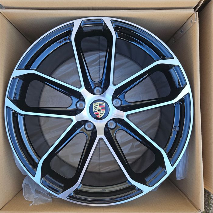 Jante noi Porsche Cayenne R21 in doua latimi