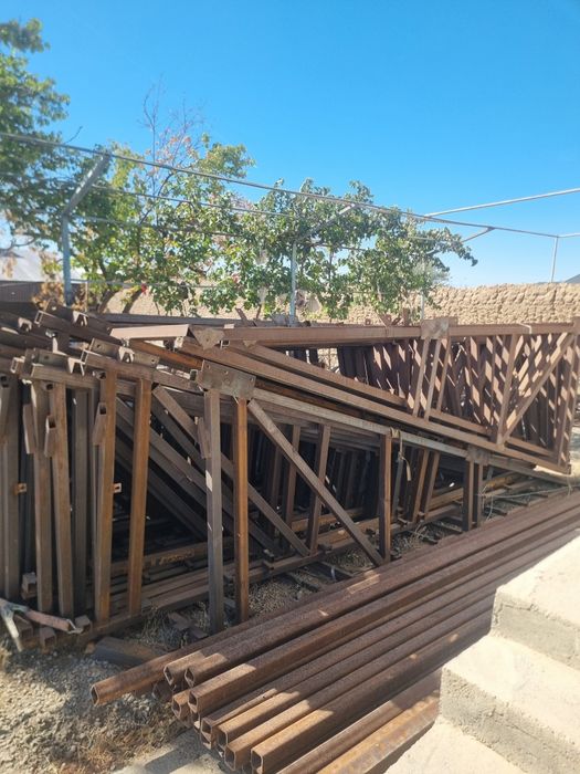 Ферма дайын.  Қора салғанға.