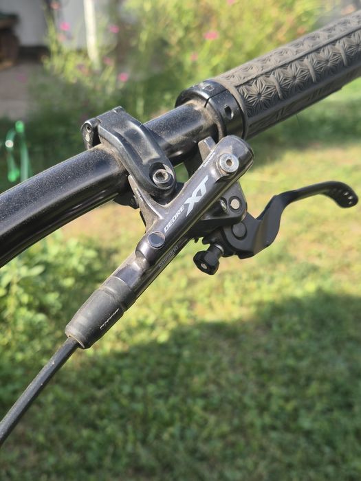 Продам велосипед двухподвесс Commencal clash