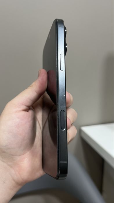 Iphone 16 pro max | 256 GB | E-SIM