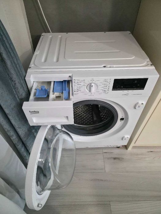 Mașină de spălat rufe incorporabilă BEKO WITV 8712 X0W