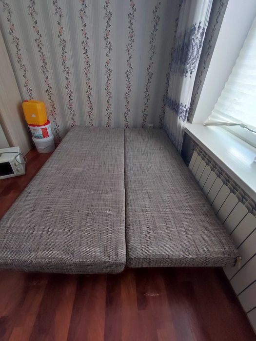 Диван раскладной двухместный